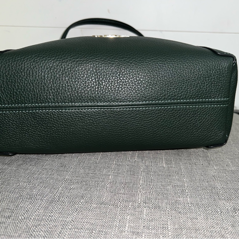 Coach Handbag - Picture 3 of 5